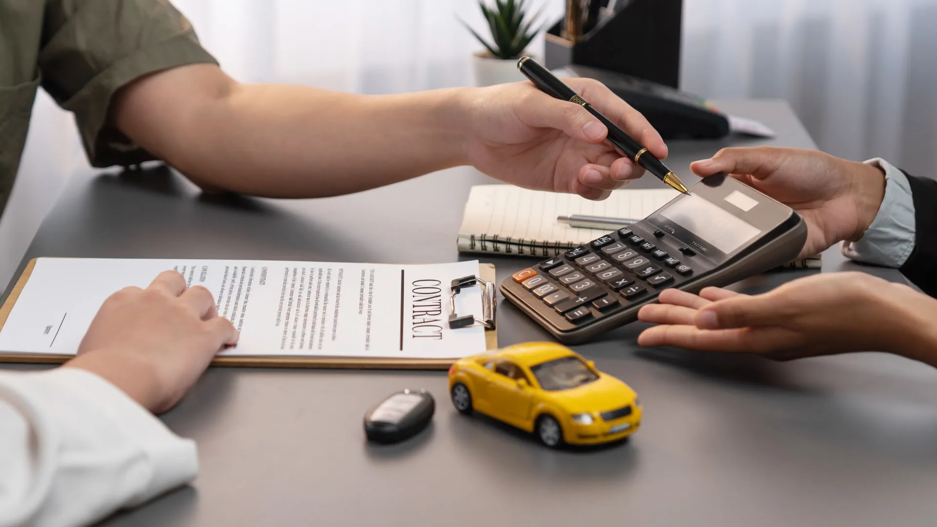 Biaya kepemilikan mobil tahunan pajak servis dan proteksi