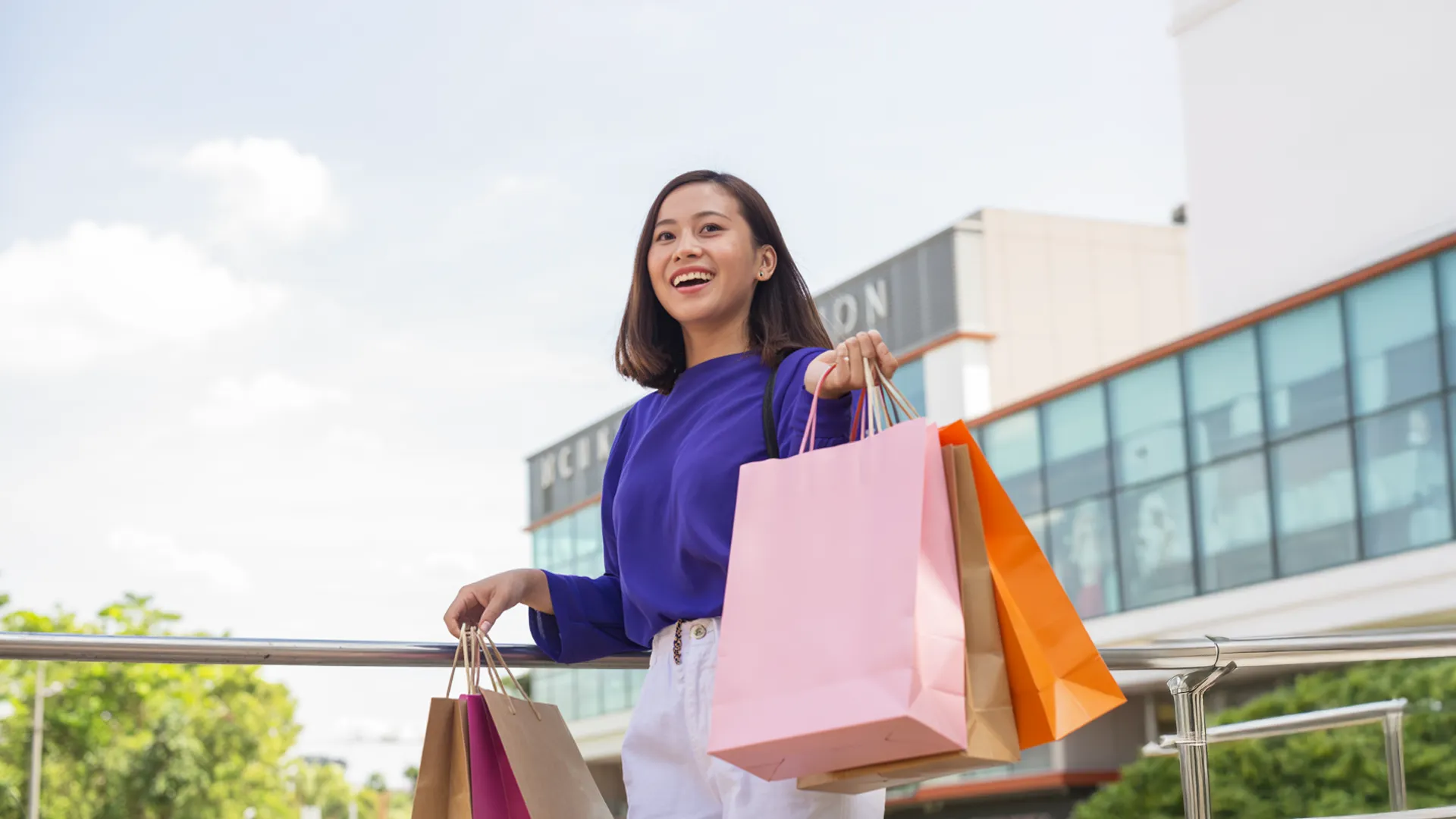 Bonus, THR, atau gaji naik untuk asuransi?