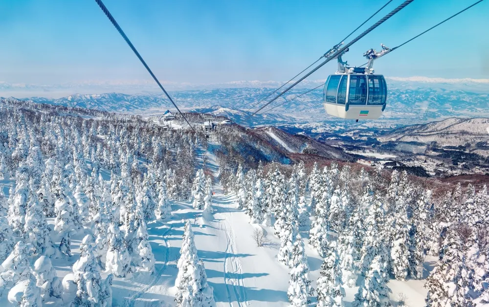 Resor ski ramah Muslim di Jepang