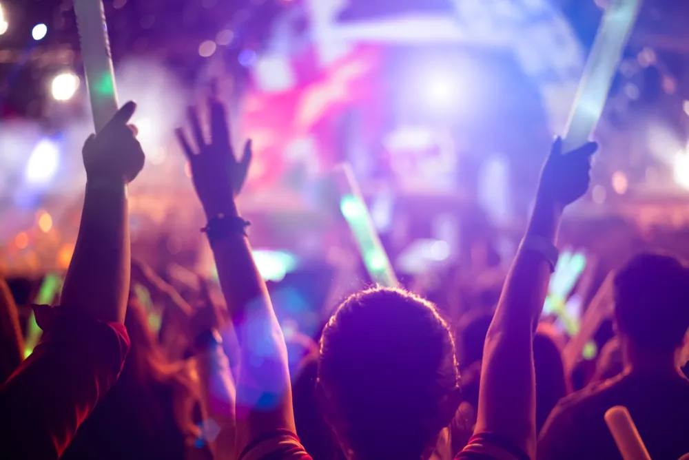 Berapa biaya liburan ke Singapura untuk nonton konser?