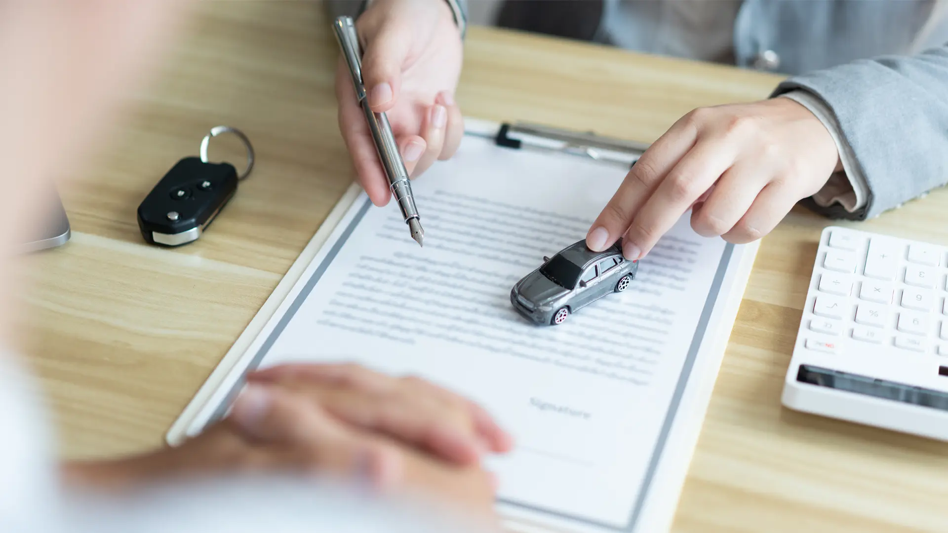 Wilayah tarif OJK asuransi mobil di Indonesia